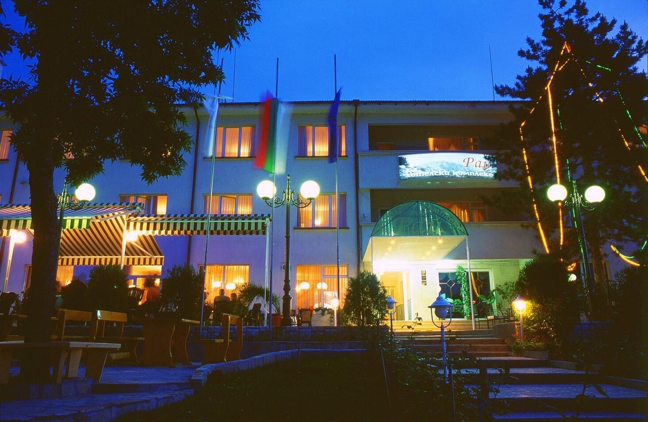Paradise Hotel Madzharovo Exterior foto